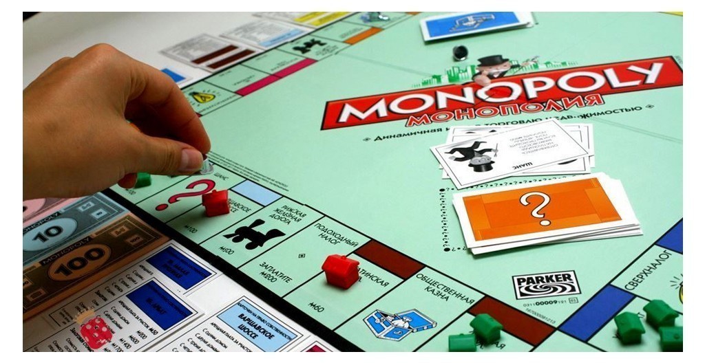 Настольная игра "Монополия"